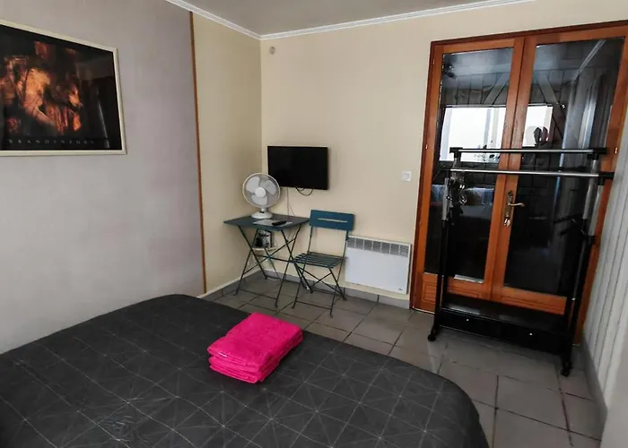 Du Lavoir, 4 Personnes Maxi Nogent-sur-Seine